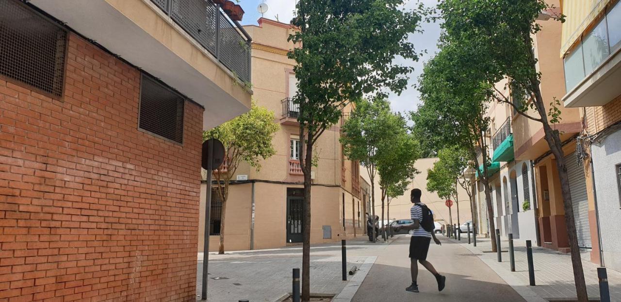 Subway Station Apartment Near Camp Nou L'Hospitalet de Llobregat Exteriér fotografie