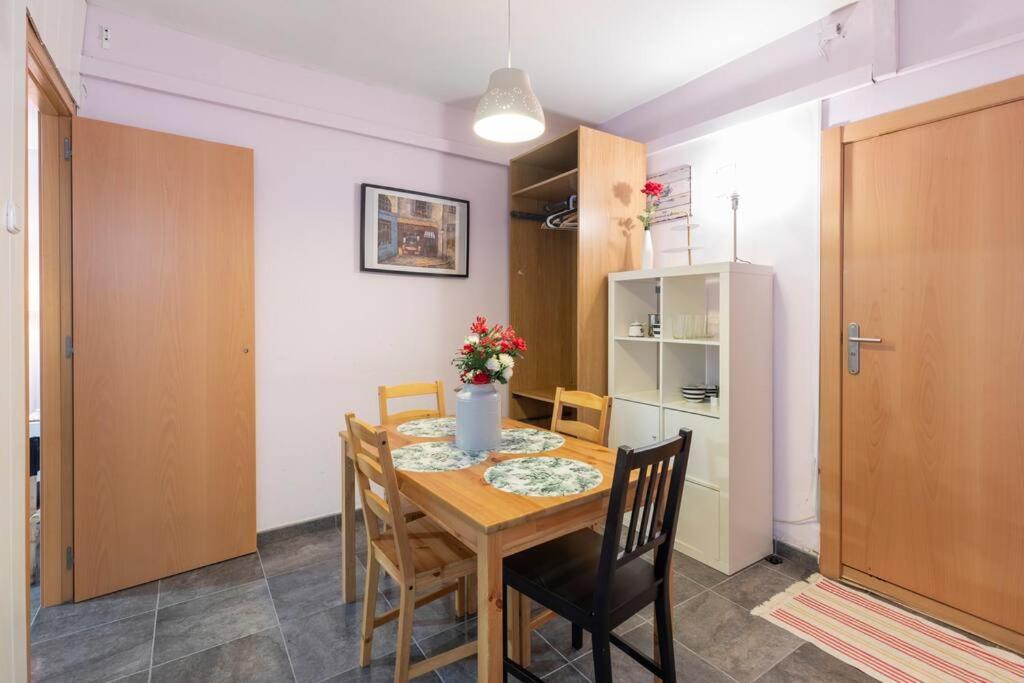 Subway Station Apartment Near Camp Nou L'Hospitalet de Llobregat Exteriér fotografie
